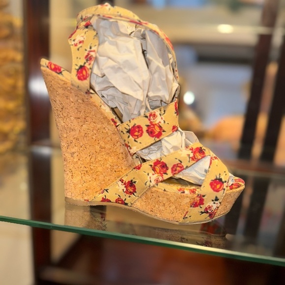 BAMBOO FLORAL PRINT FABRIC STRAPPY CORK WEDGES SIZE 8 - Picture 9 of 11